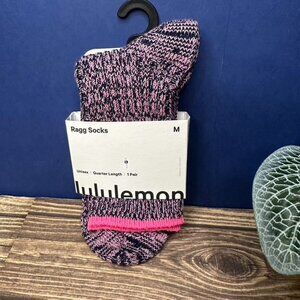 NWT Lululemon Women's Ragg Socks Size Medium (TUMU/RAPI) *RN 106259